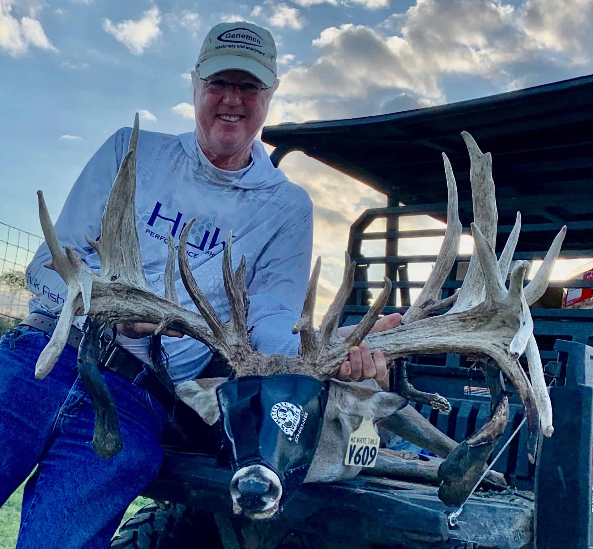 Breeder buck V609 from our Texas deer breeding farm has been sold and ready for relocation